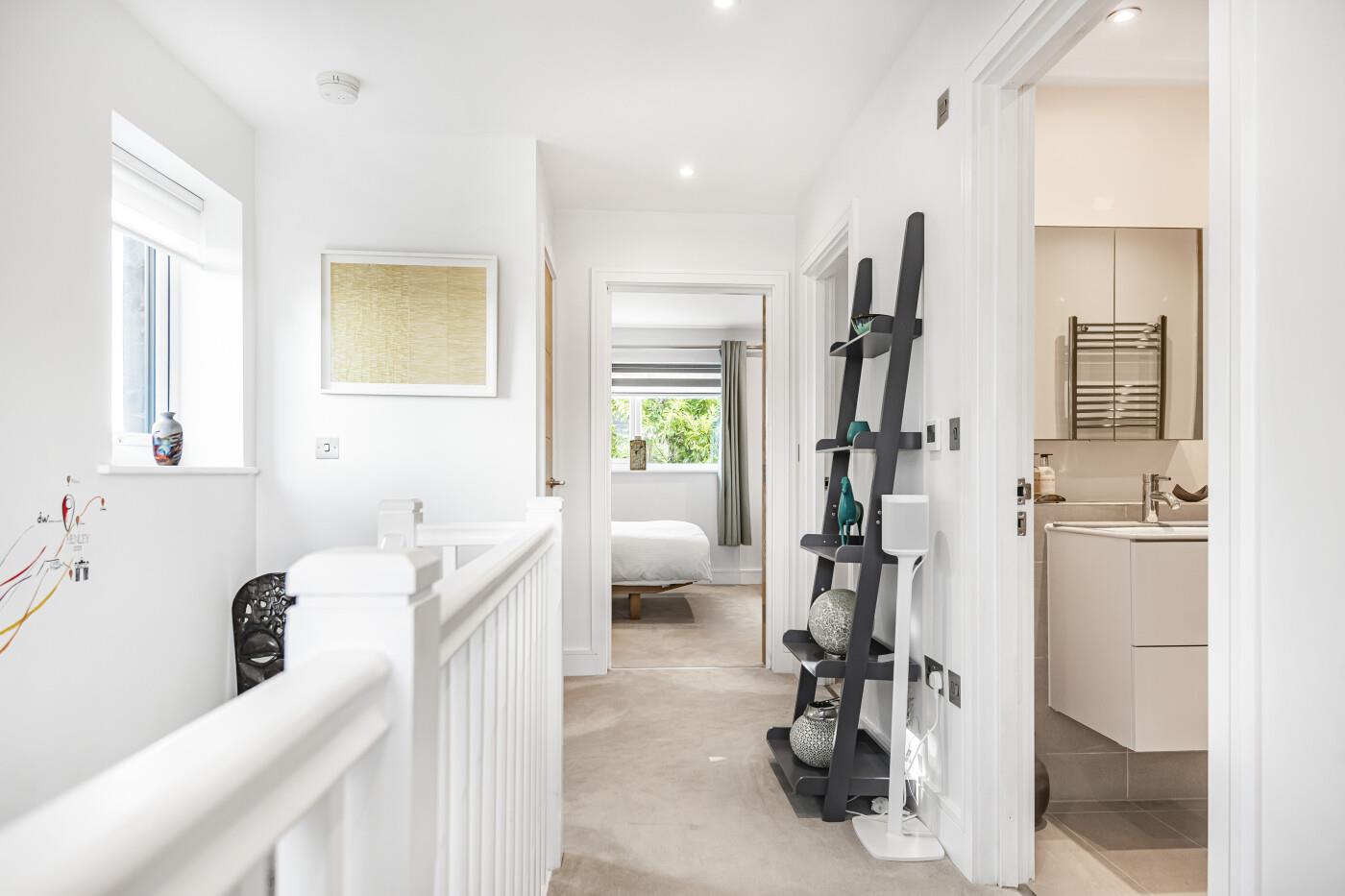 Flint Close, Rotherfield Greys, Henley-On-Thames